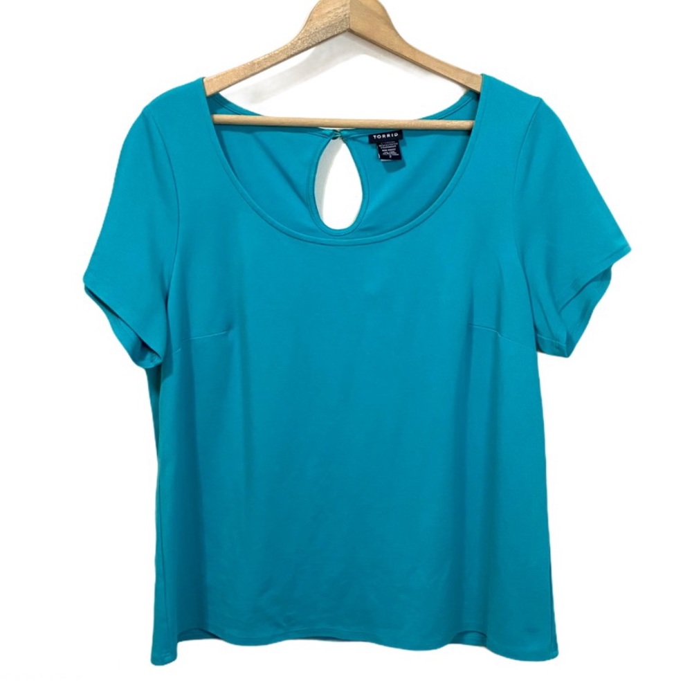 TORRID Size 2X Turquoise Top Blouse Short Sleeve